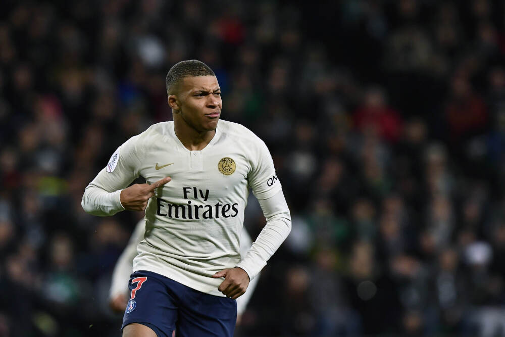 铁骑的一次“低速”护航